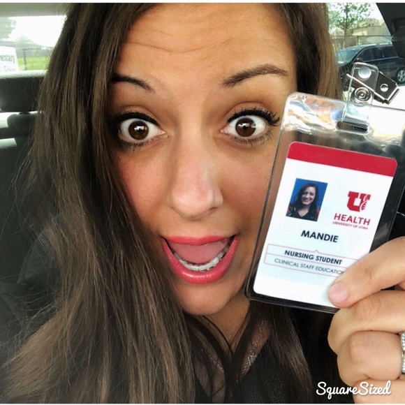 Meet your Posher, Mandie - Picture 2 of 4